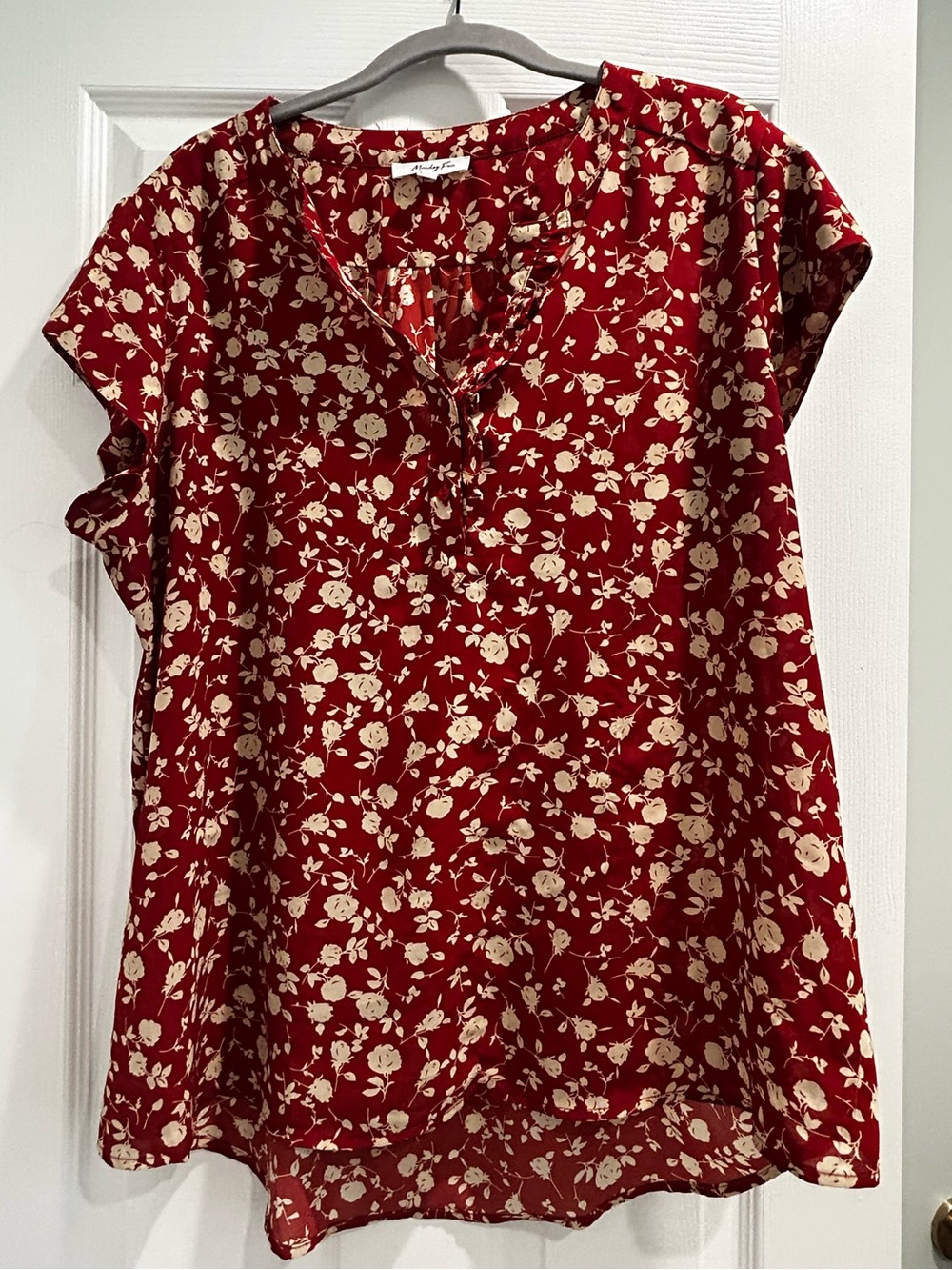 Monday Fun Cap Sleeve Floral Blouse